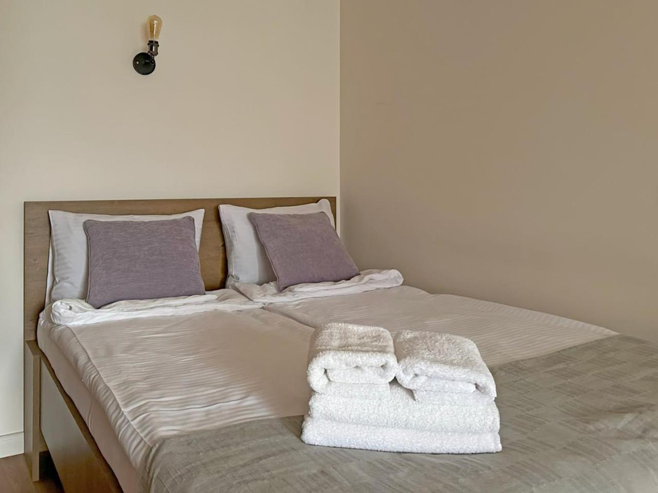 City Center Living In Yerevan Appartement Buitenkant foto