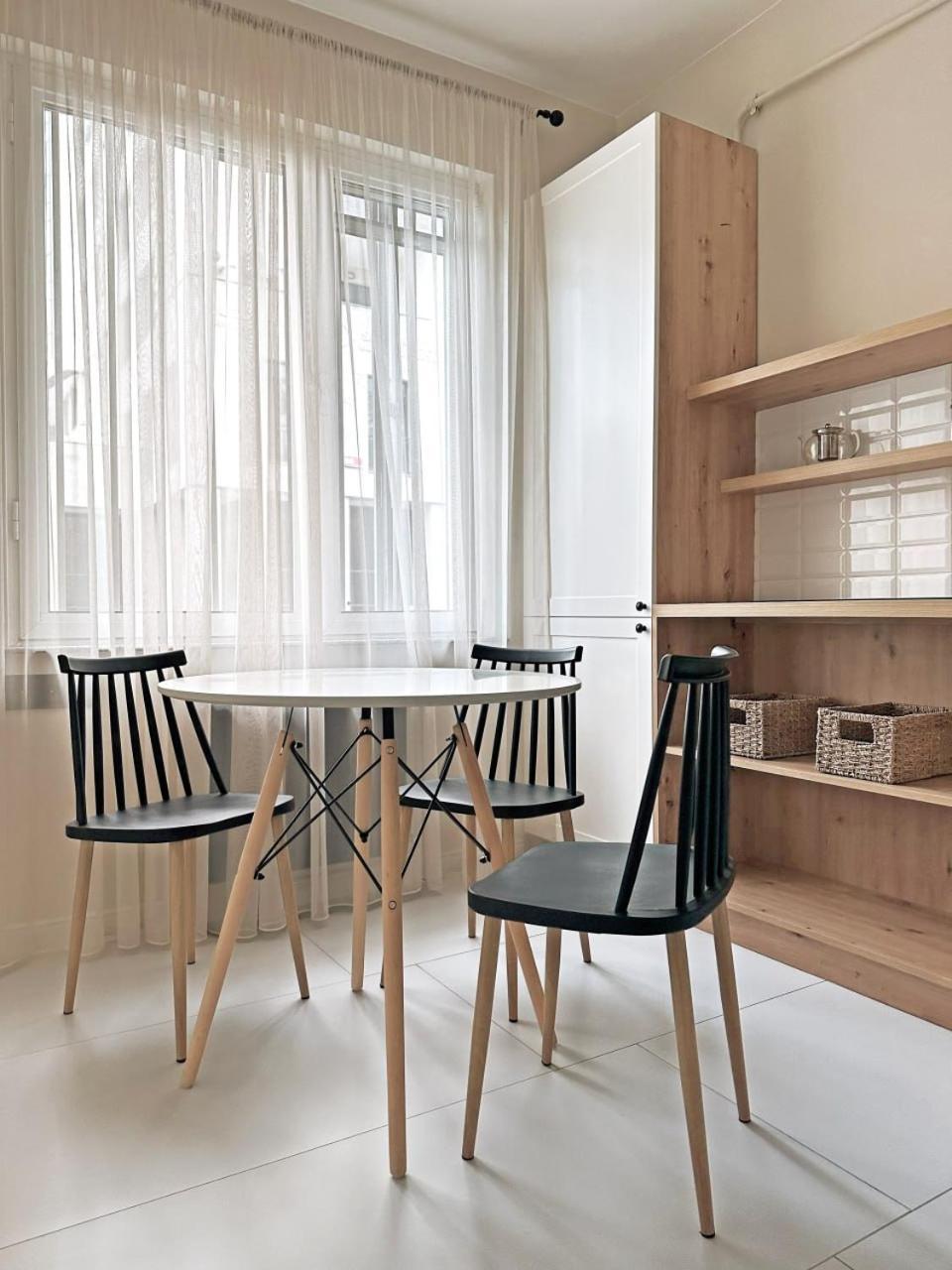 City Center Living In Yerevan Appartement Buitenkant foto
